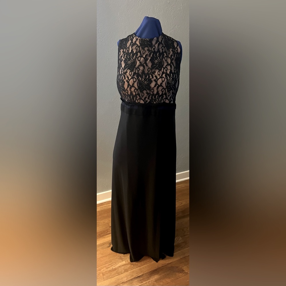 NW Woman Black Evening Gown